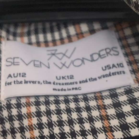 Lucy Plaid Blazer - Picture 2 of 3